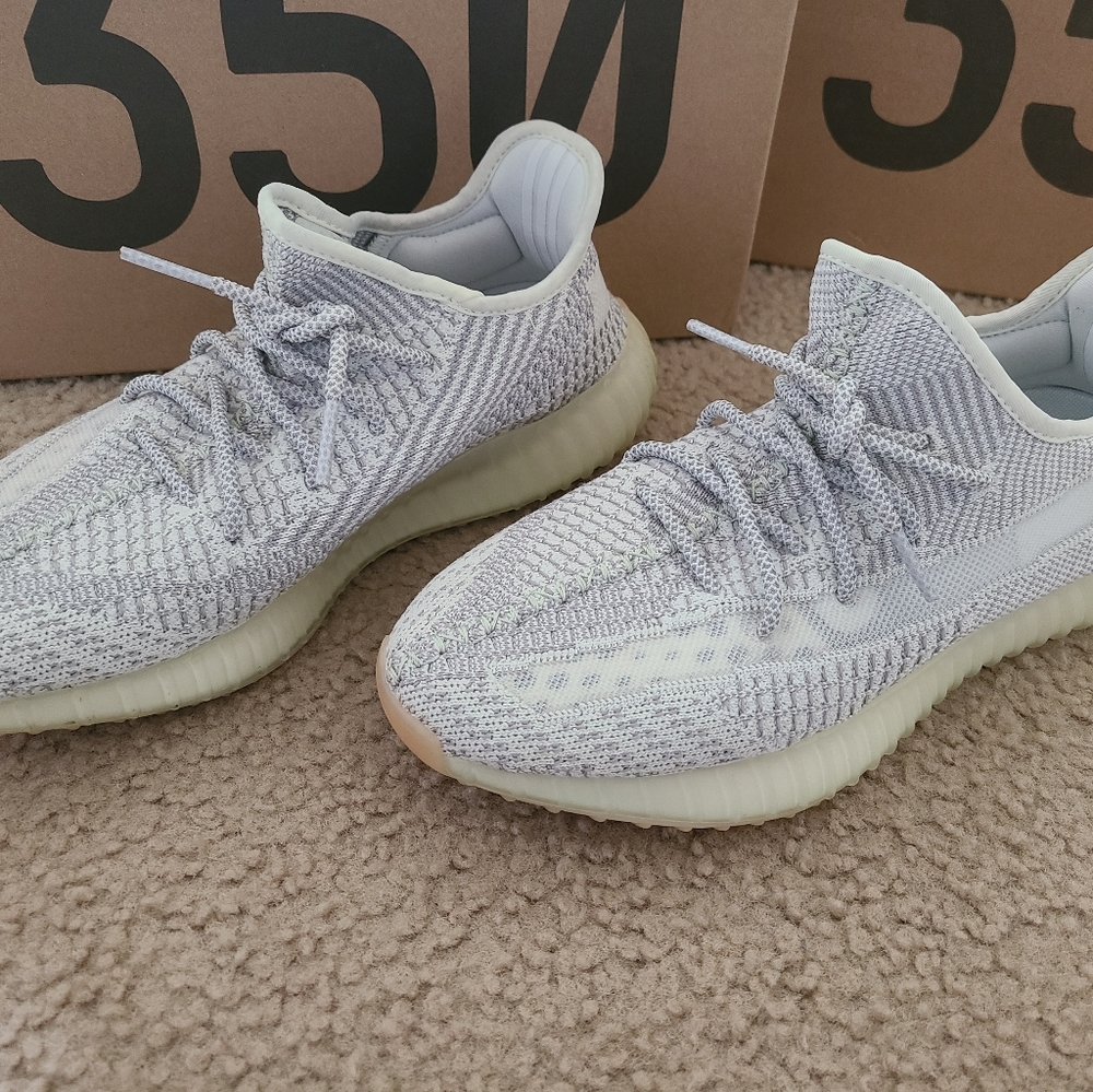 Yezzys 350 - Picture 3 of 7